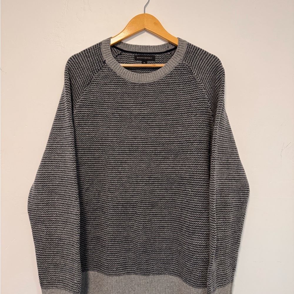 Men's Banana Republic Black and Grey Striped Sweater Size XL